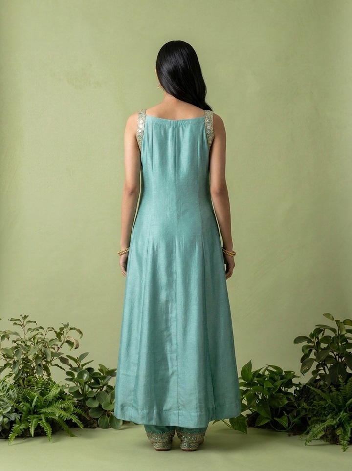 Sea Green Zari Paisley Design And Sequins Embroidery Silk Three Piece Set