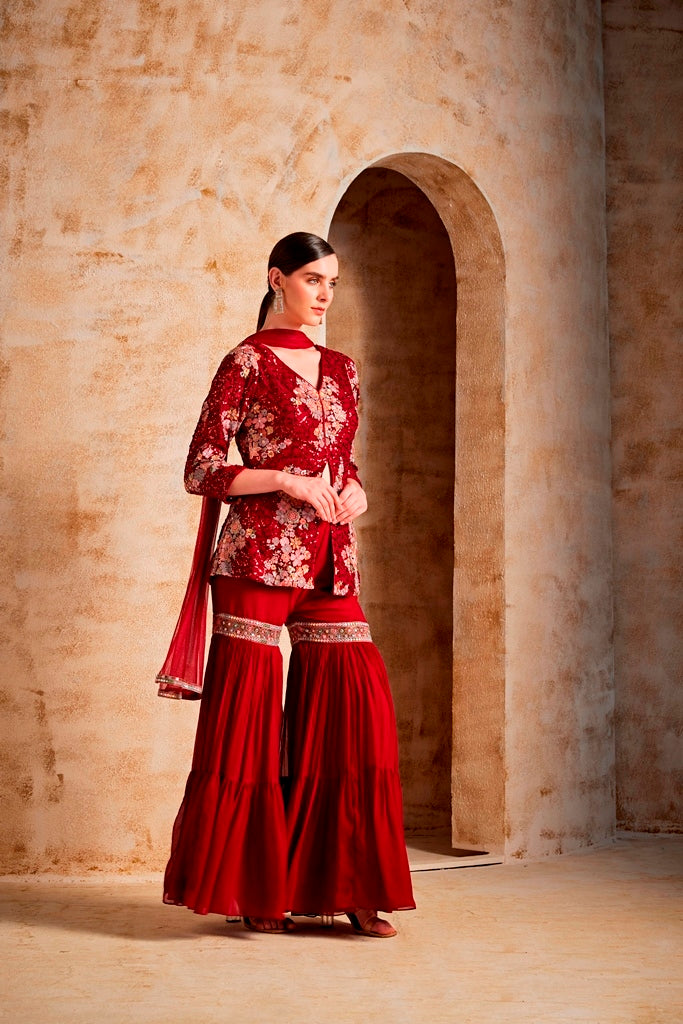 Neerus Maroon suit set - side view