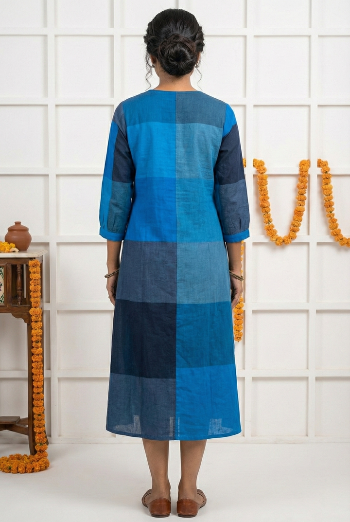 Neerus Blue cotton colorblock kurta - side view